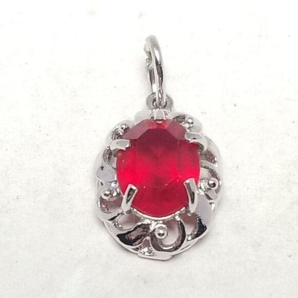 Vintage Bright Red Rhinestone Silver Tone Setting Pendant Charm, Birthstone - Picture 1 of 5